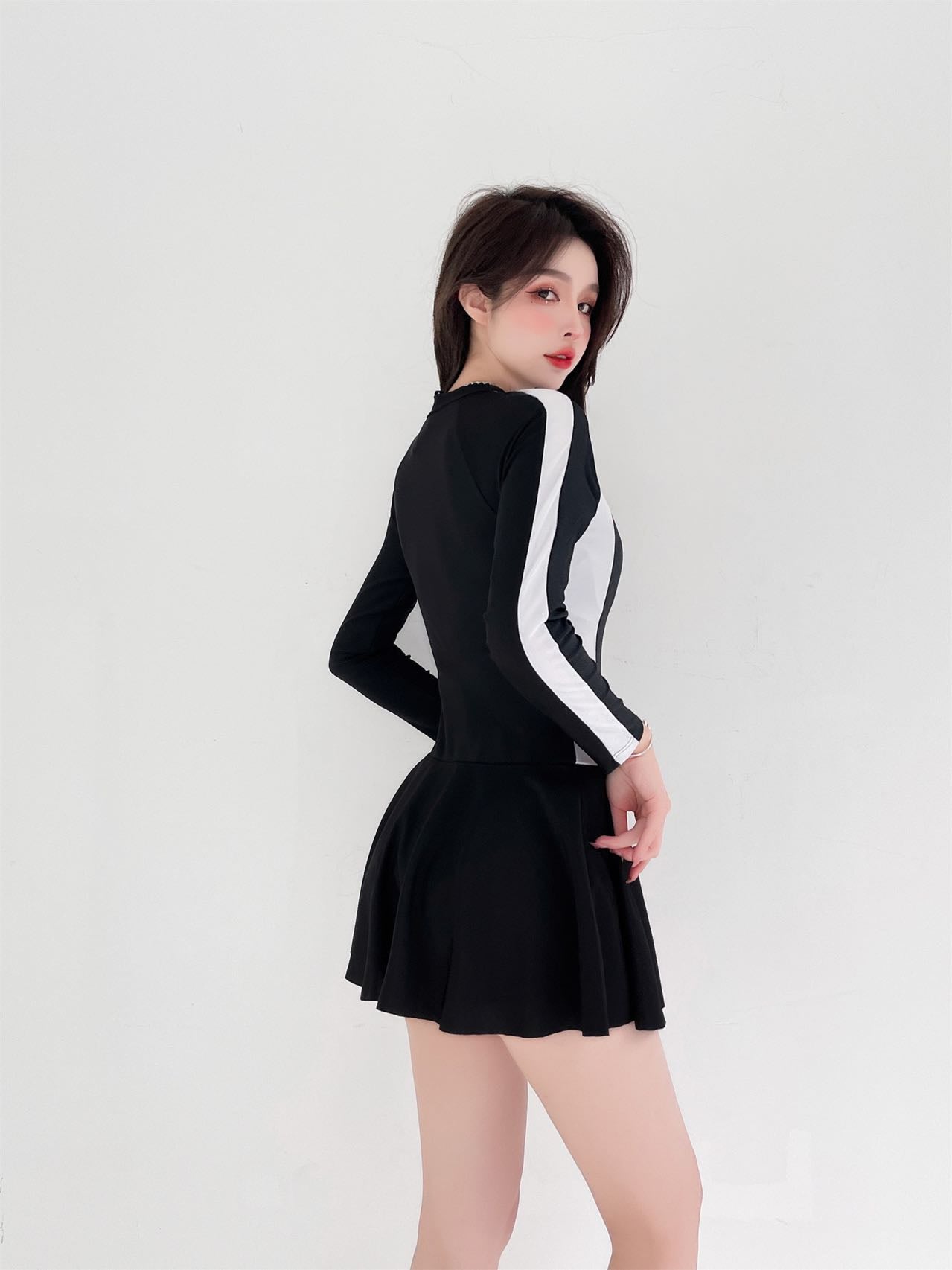 A21 Series Long Sleeves Sporty Dress